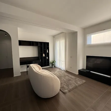 Apartman White House Diamond