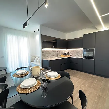 Apartman White House Diamond
