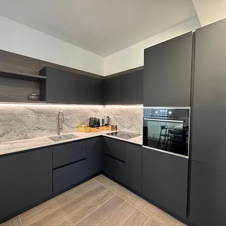 White House Diamond Apartman