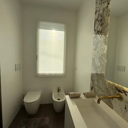 Apartman White House Diamond Milánó