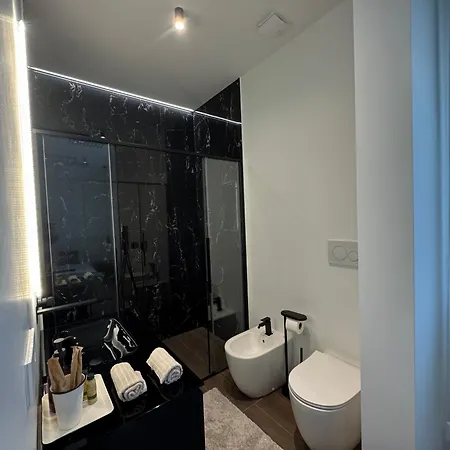White House Diamond Apartman