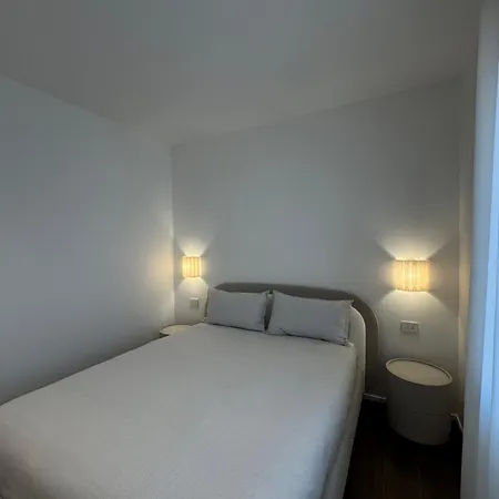 White House Diamond Apartman Milánó