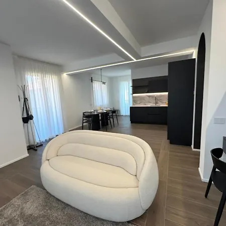 Apartman White House Diamond