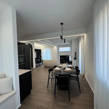 White House Diamond Apartman